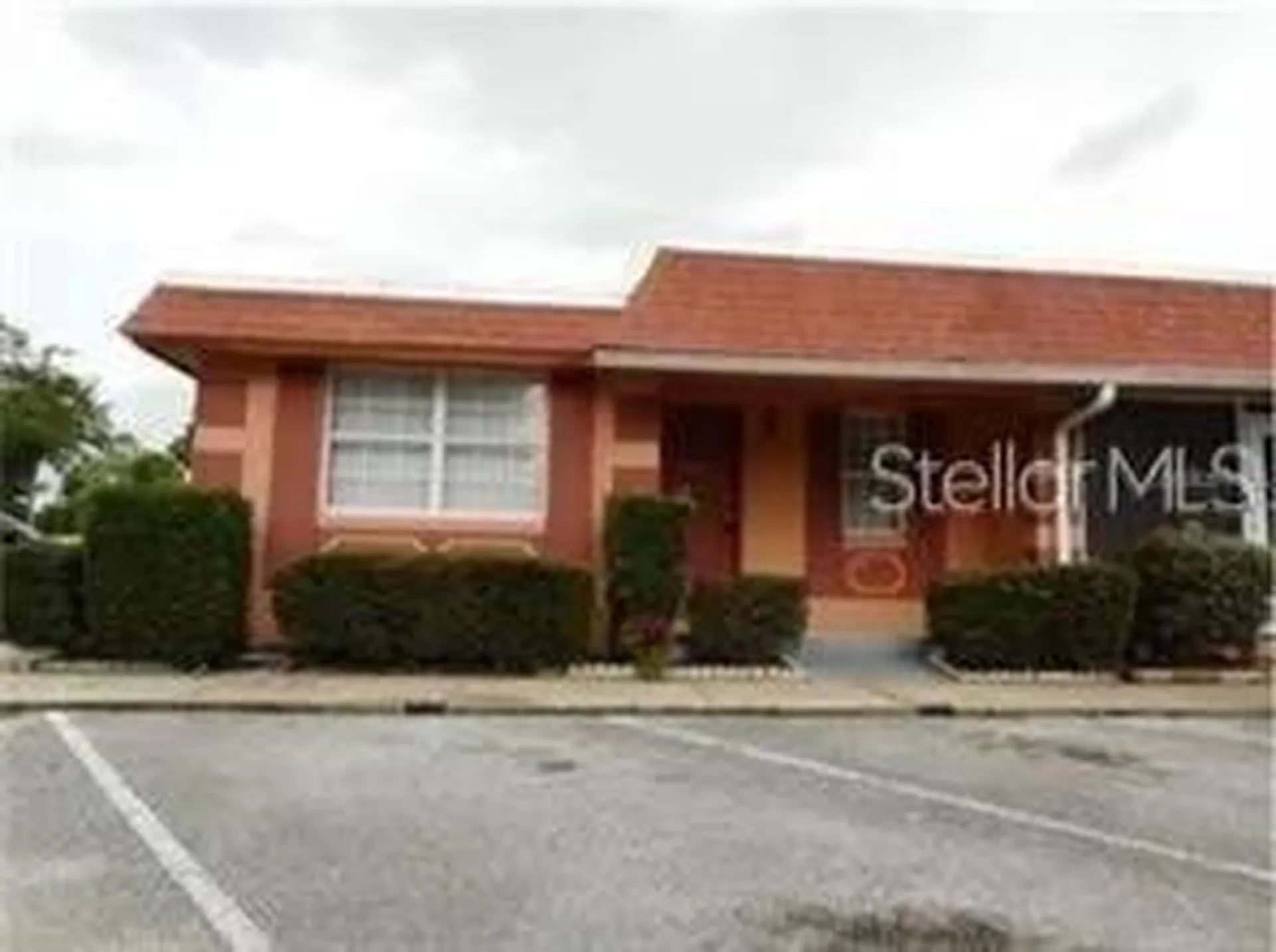 2929 W Oak Ridge Road Orlando FL 32809