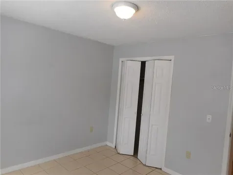 2929 W Oak Ridge Road Orlando FL 32809