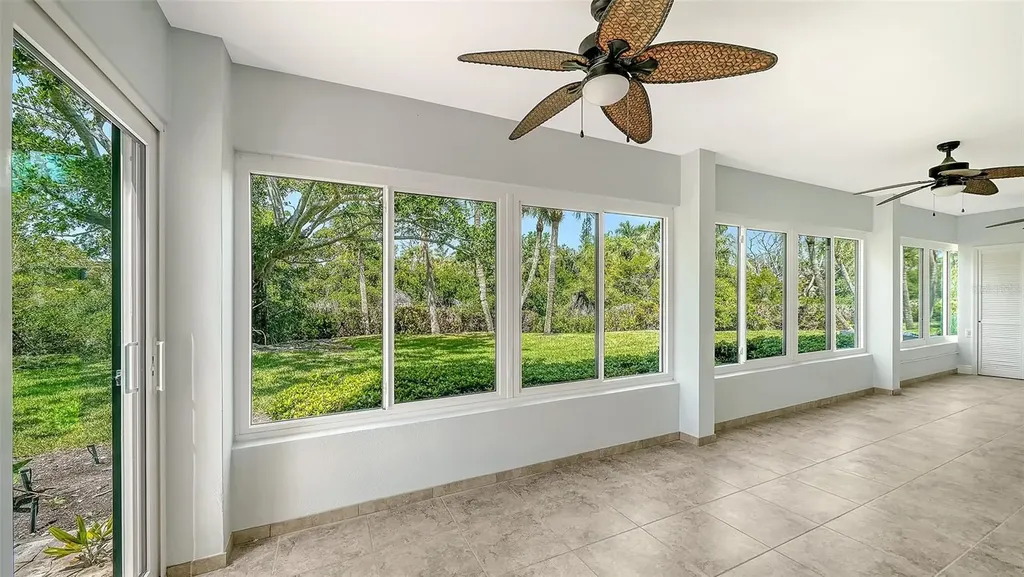 225 Hourglass Way Sarasota FL 34242