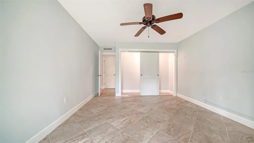 225 Hourglass Way Sarasota FL 34242