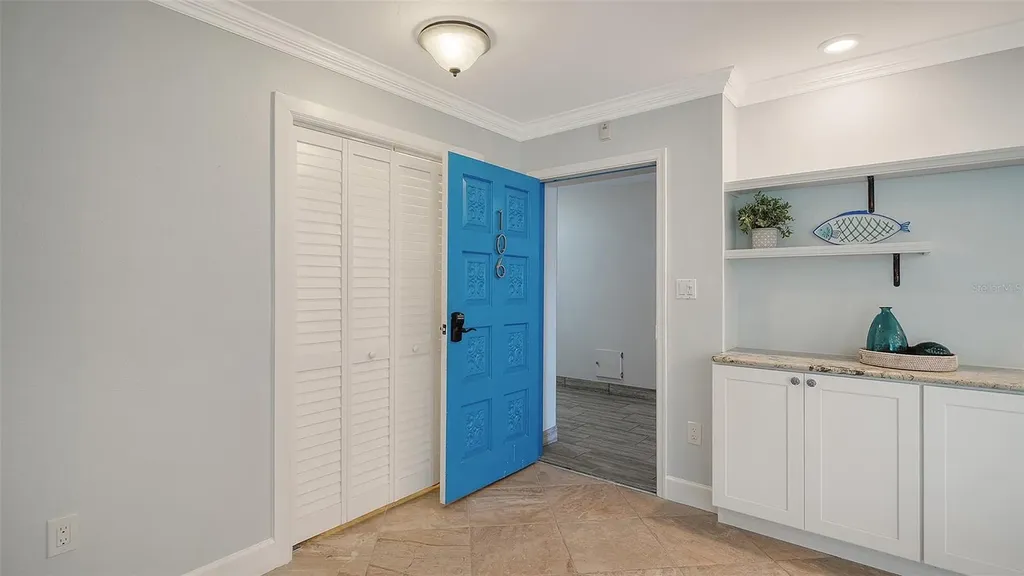 225 Hourglass Way Sarasota FL 34242