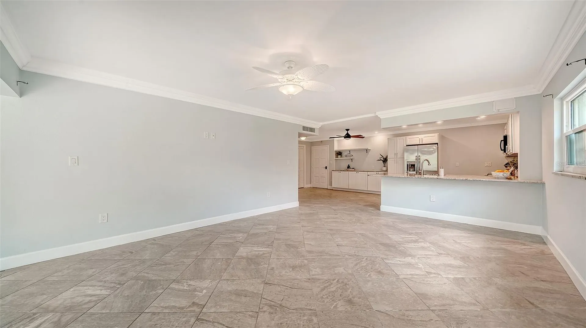 225 Hourglass Way Sarasota FL 34242