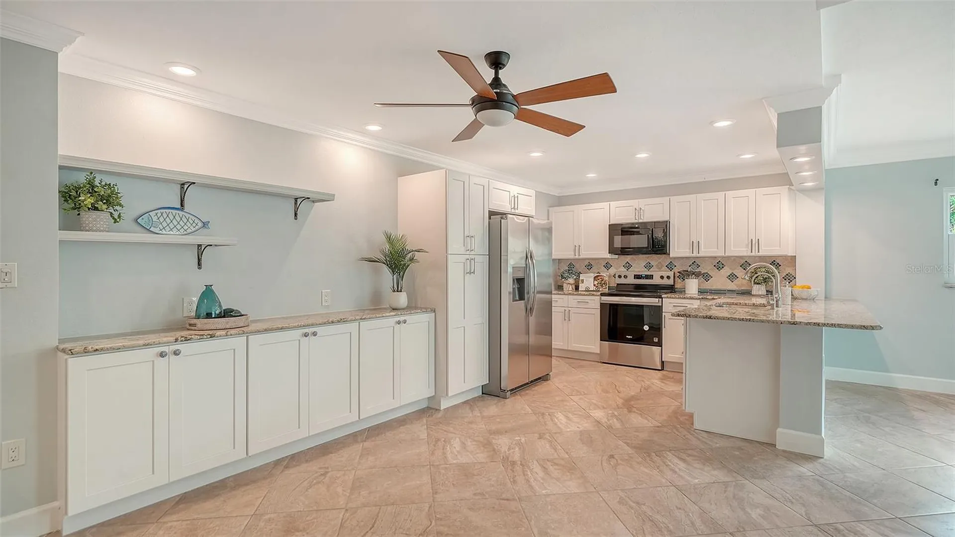 225 Hourglass Way Sarasota FL 34242