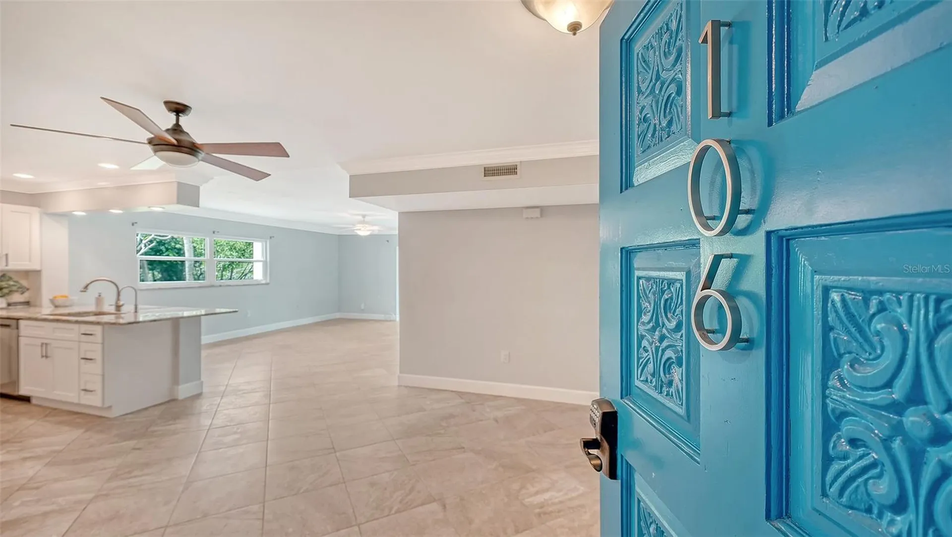 225 Hourglass Way Sarasota FL 34242