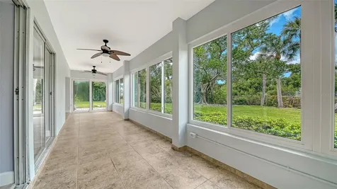 225 Hourglass Way Sarasota FL 34242