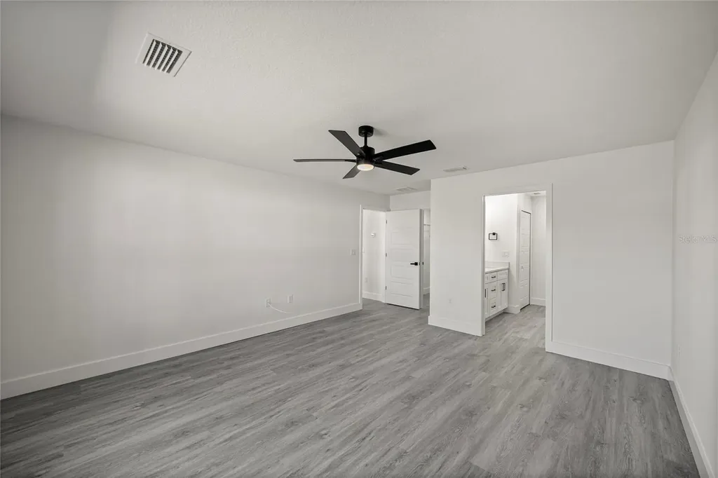 9989 SW 42nd Avenue Ocala FL 34476