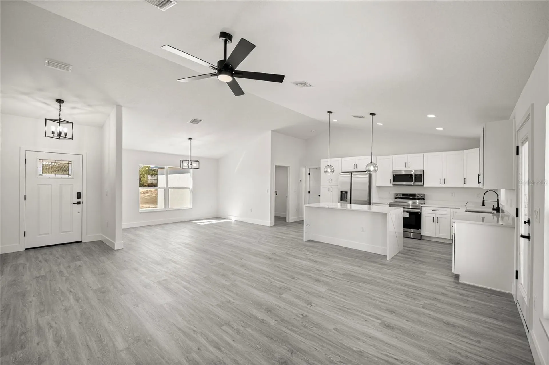 9989 SW 42nd Avenue Ocala FL 34476