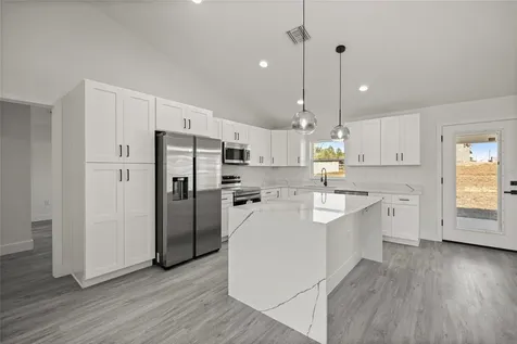 9989 SW 42nd Avenue Ocala FL 34476