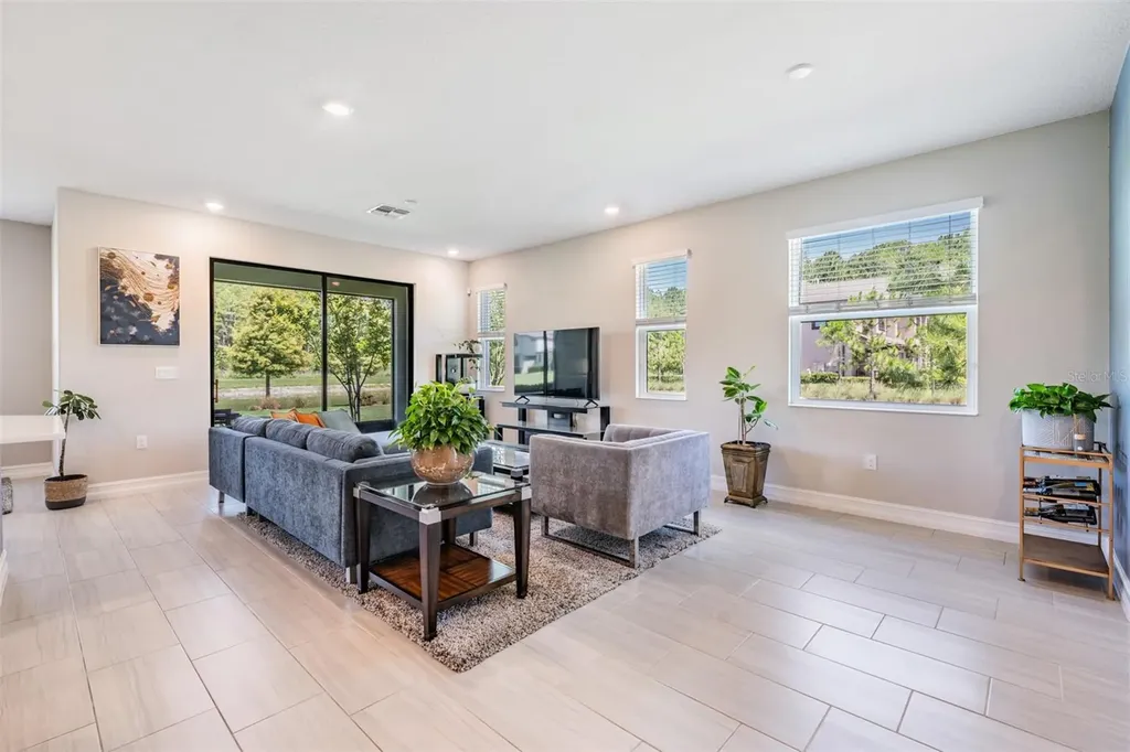 4849 Isola Court Wesley Chapel FL 33543