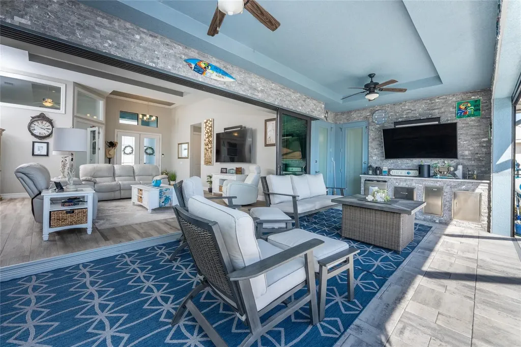 401 Albatross Road Rotonda West FL 33947