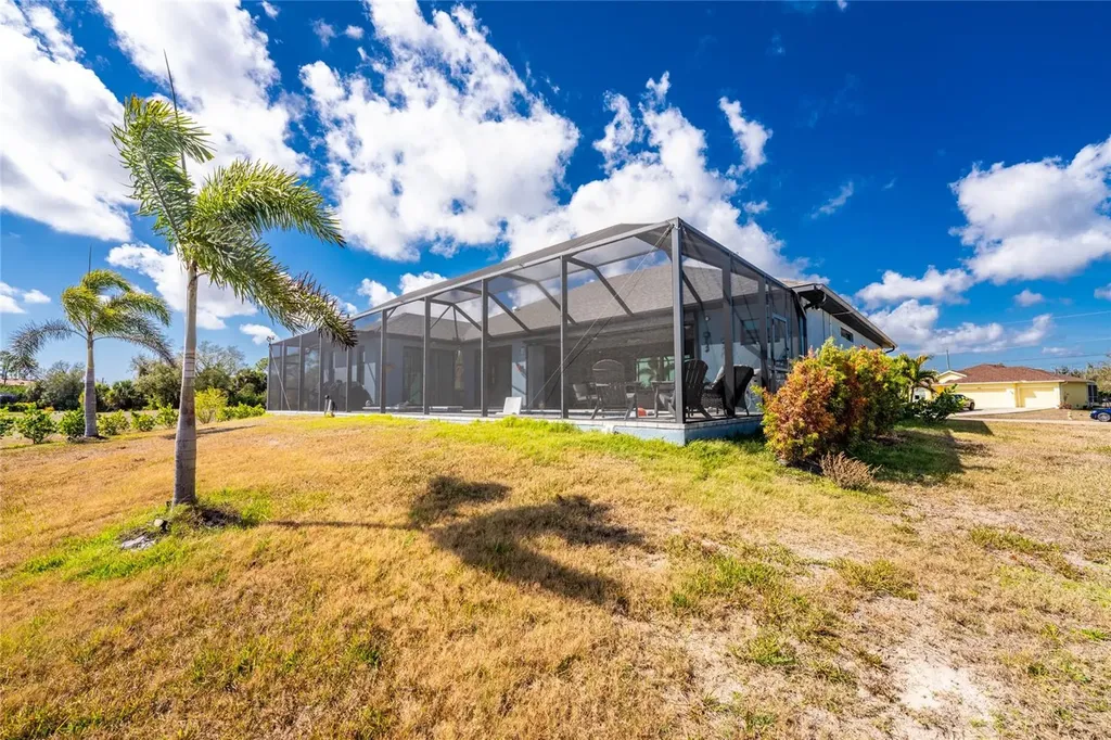 401 Albatross Road Rotonda West FL 33947