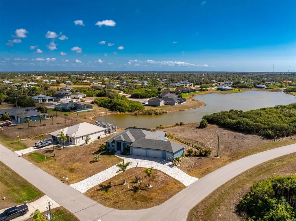 401 Albatross Road Rotonda West FL 33947