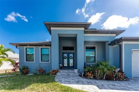 401 Albatross Road Rotonda West FL 33947
