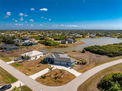 401 Albatross Road Rotonda West FL 33947