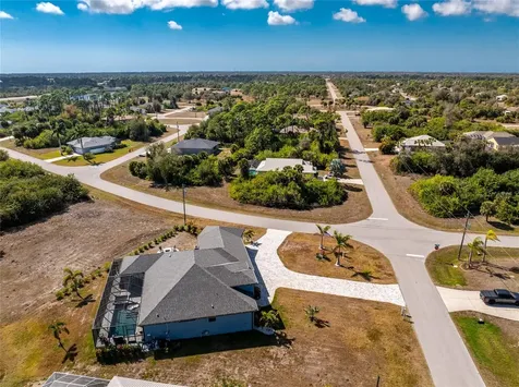 401 Albatross Road Rotonda West FL 33947