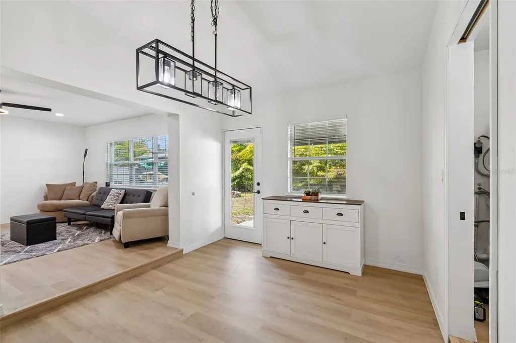 4636 W Bay Court Avenue Tampa FL 33611