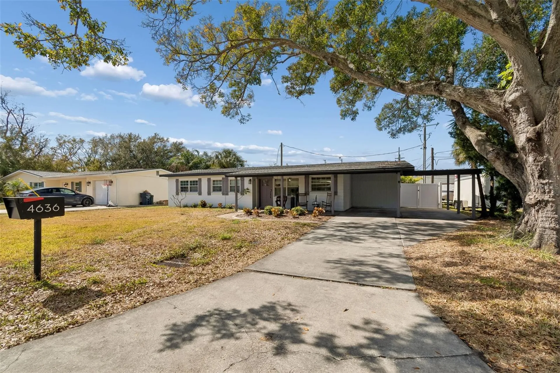 4636 W Bay Court Avenue Tampa FL 33611
