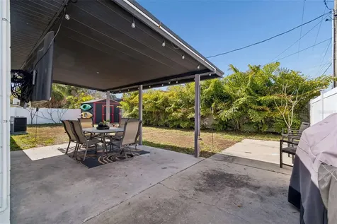 4636 W Bay Court Avenue Tampa FL 33611