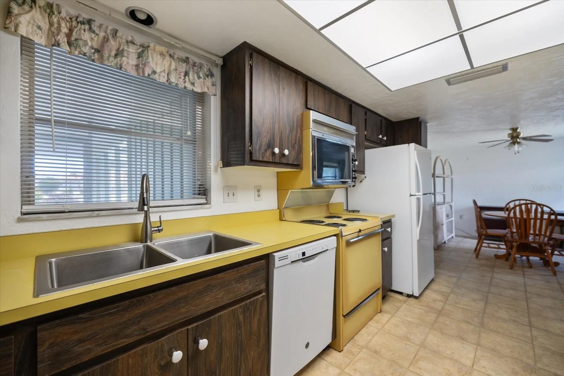3230 Village Green Drive Sarasota FL 34239