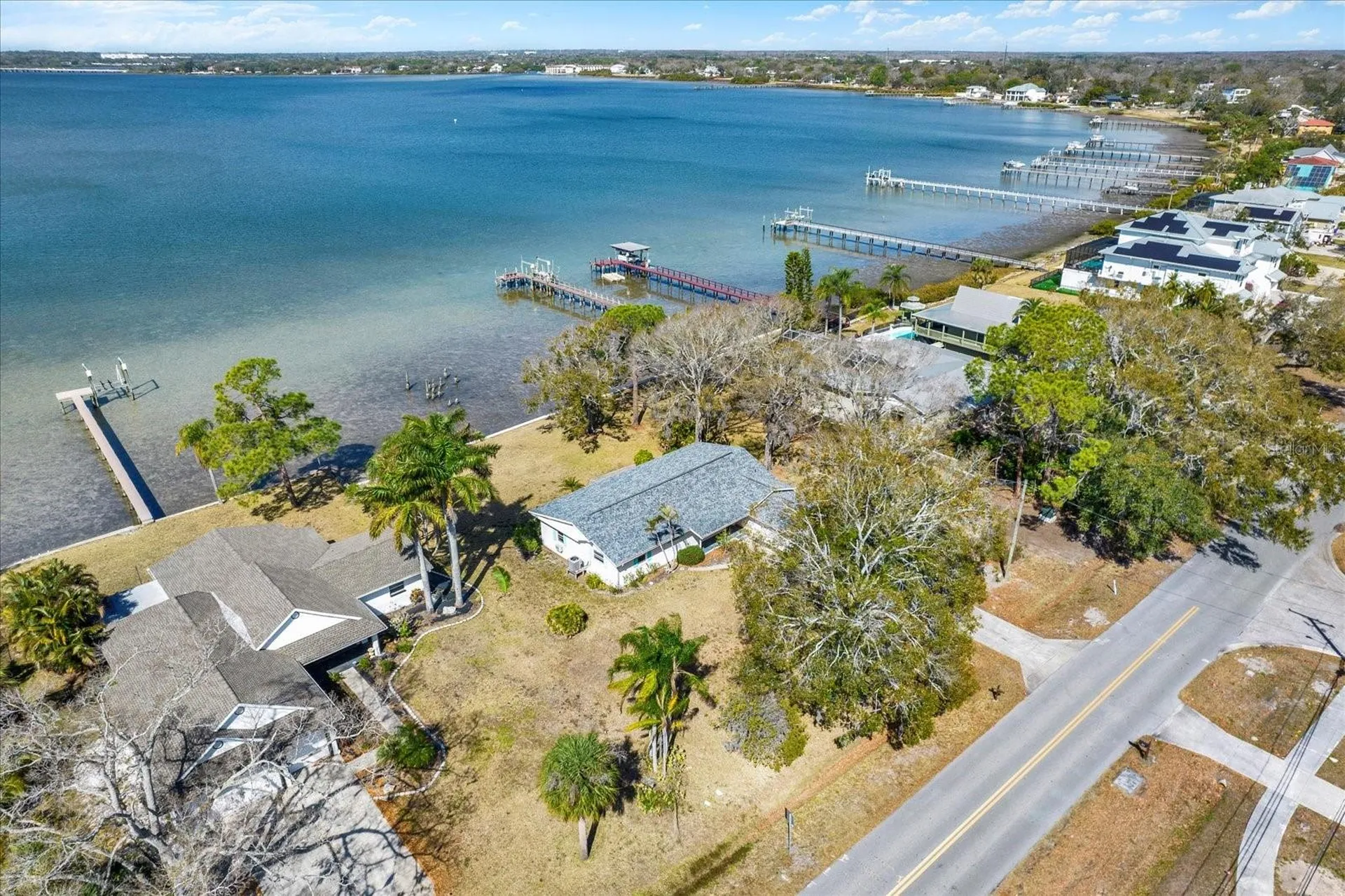 400 Shore Drive E Oldsmar FL 34677
