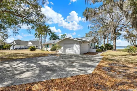 400 Shore Drive E Oldsmar FL 34677