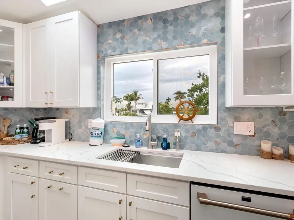 501 Norton Street Longboat Key FL 34228