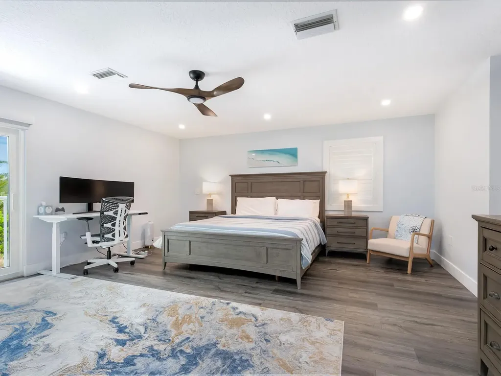 501 Norton Street Longboat Key FL 34228