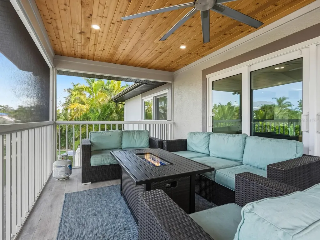 501 Norton Street Longboat Key FL 34228