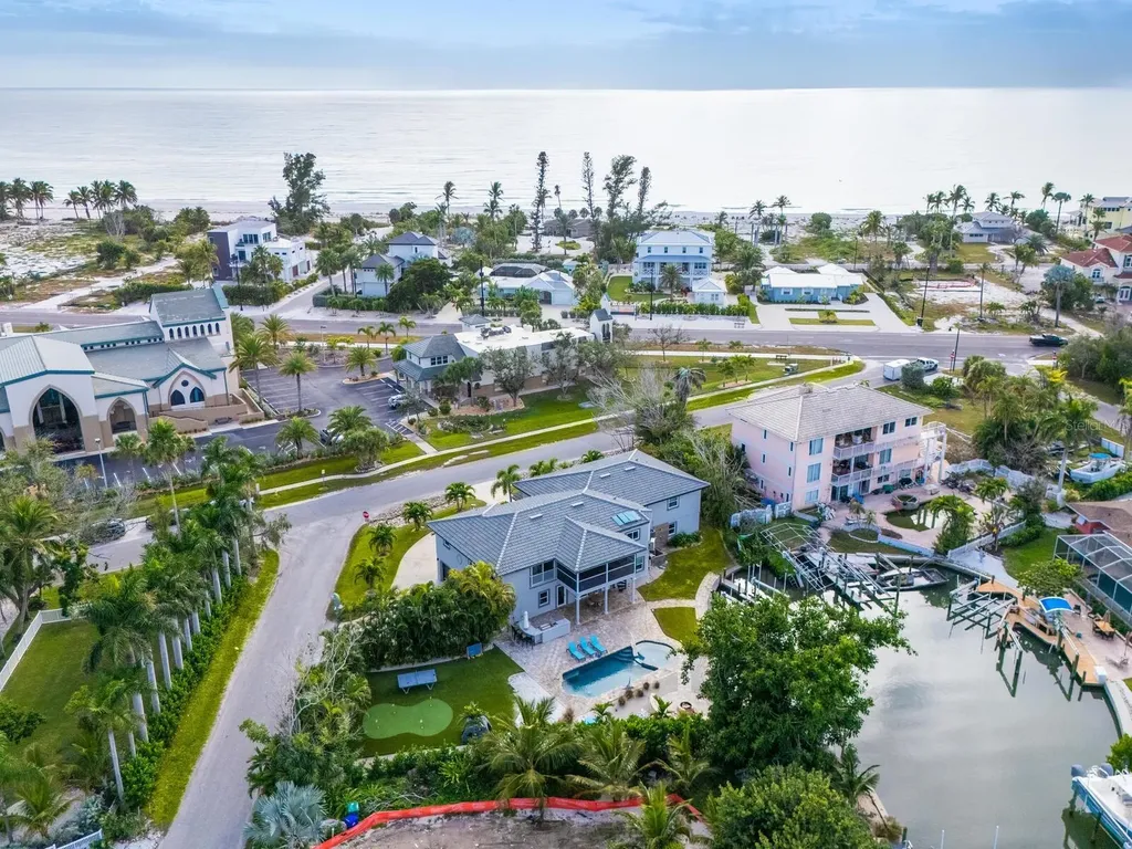 501 Norton Street Longboat Key FL 34228