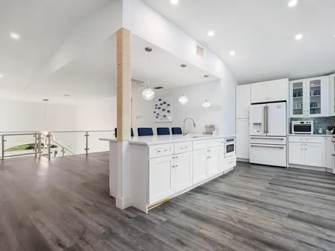 501 Norton Street Longboat Key FL 34228
