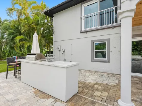 501 Norton Street Longboat Key FL 34228
