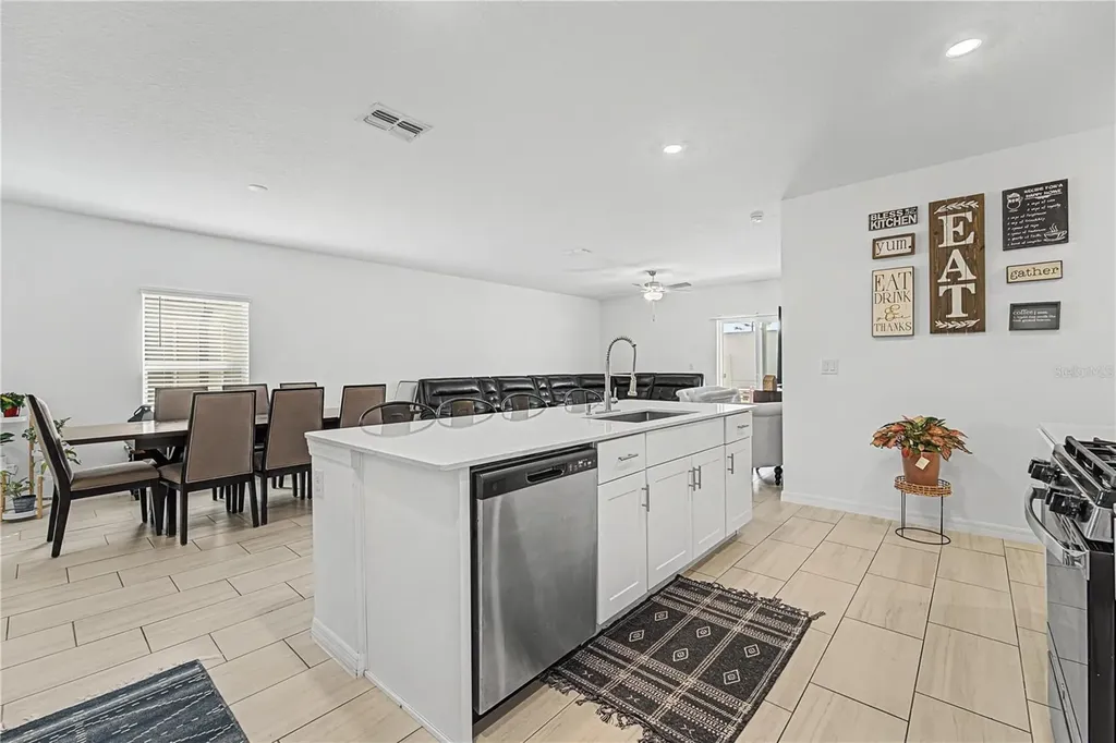 35202 Ackley Trace Zephyrhills FL 33541