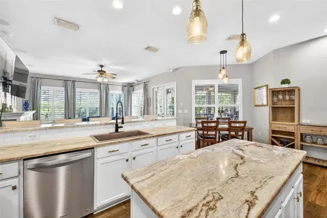 15036 Eaglerise Drive Lithia FL 33547