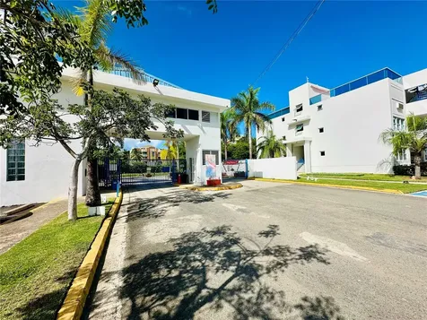Cond Costamar Beach Village Loiza PR 00772