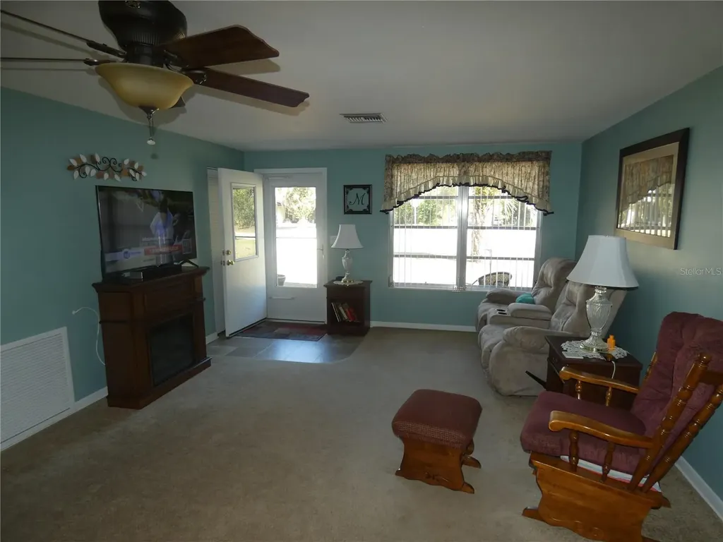 1762 W Alhambra Drive Citrus Springs FL 34434