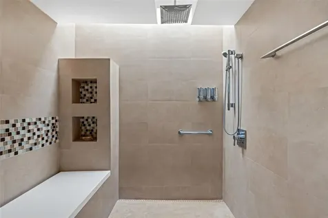 3 Garden Hills Estates Guaynabo PR 00966