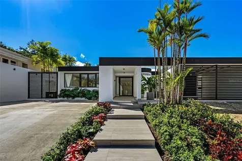3 Garden Hills Estates Guaynabo PR 00966