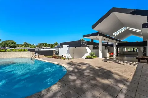 3 Garden Hills Estates Guaynabo PR 00966
