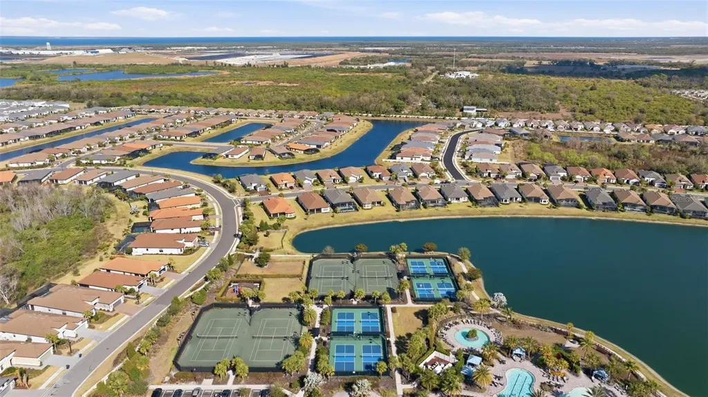 5263 Morey Farms Loop Palmetto FL 34221