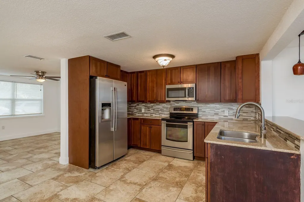 4233 Belle Isle Court New Port Richey FL 34653