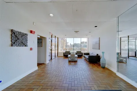 255 Dolphin Point Clearwater Beach FL 33767