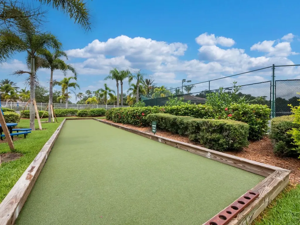 7811 Bergamo Avenue Sarasota FL 34238