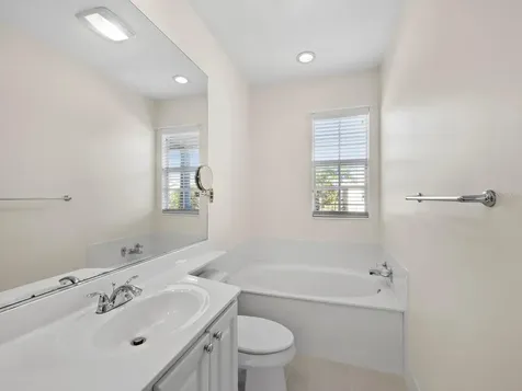 7811 Bergamo Avenue Sarasota FL 34238