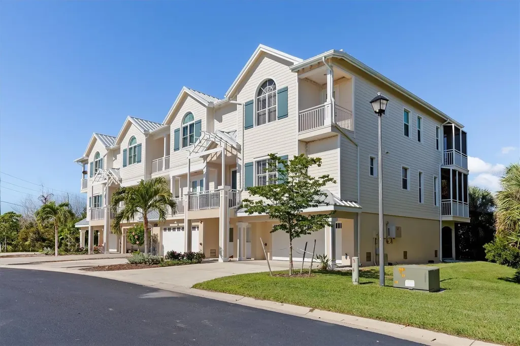 10300 Tarpon Landings Terrace Placida FL 33946