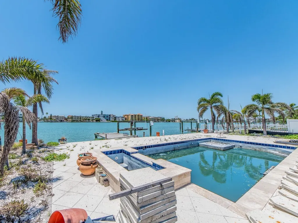 10126 Tarpon Drive Treasure Island FL 33706