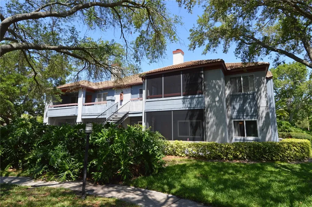10265 Gandy Boulevard N St Petersburg FL 33702