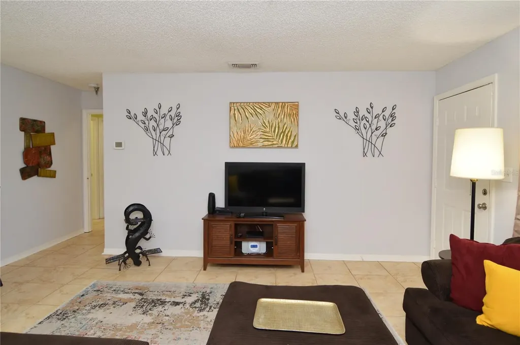 10265 Gandy Boulevard N St Petersburg FL 33702