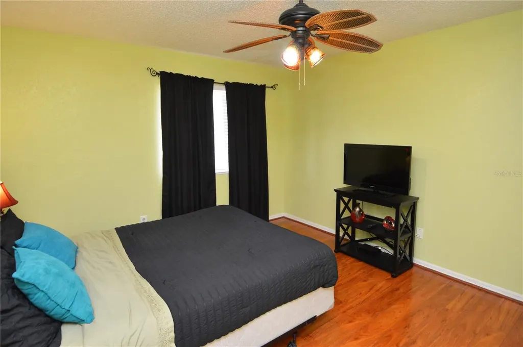10265 Gandy Boulevard N St Petersburg FL 33702