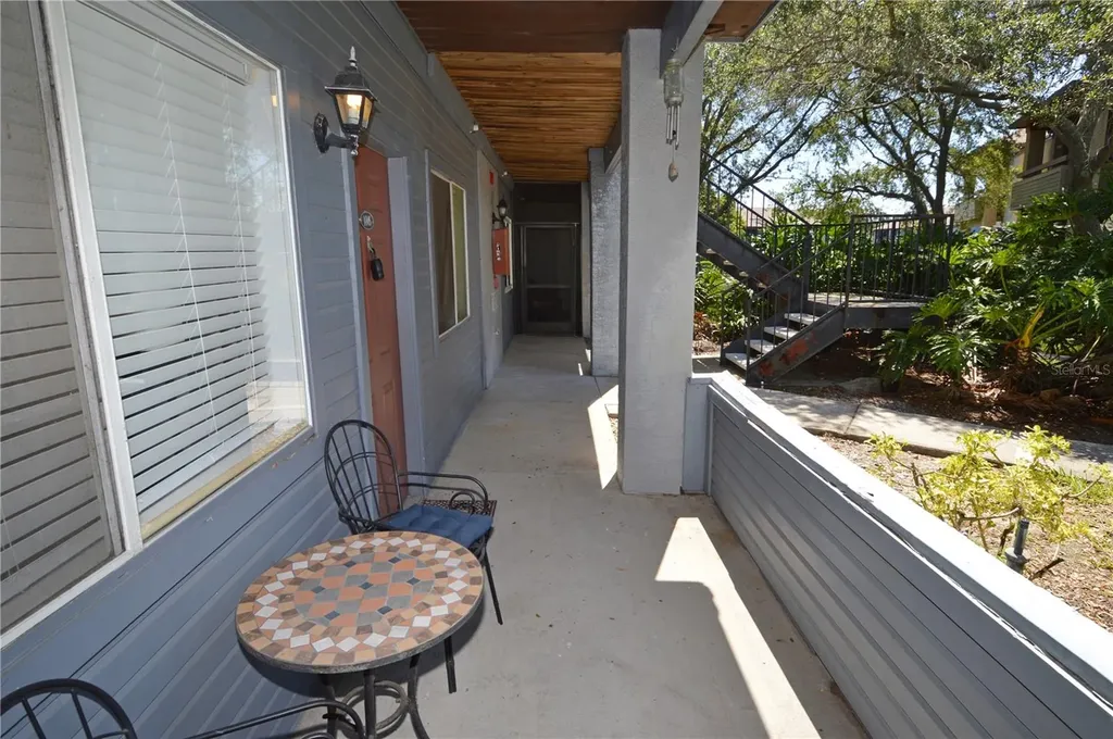 10265 Gandy Boulevard N St Petersburg FL 33702