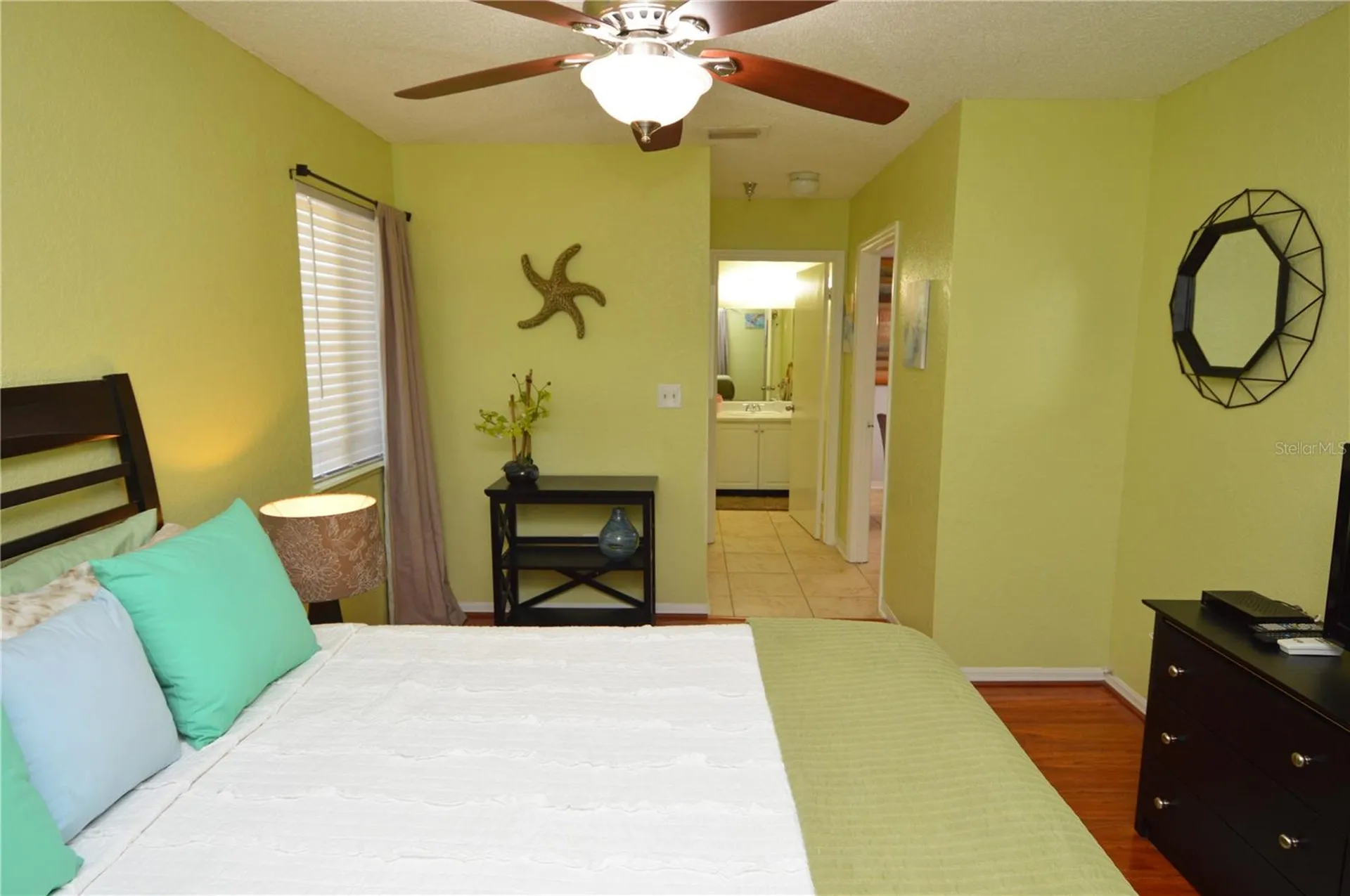 10265 Gandy Boulevard N St Petersburg FL 33702